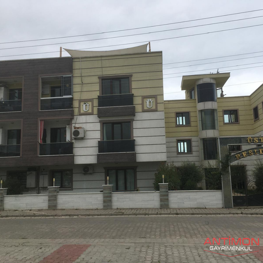 YALOVA MERKEZ ADNAN MENDERES MAH. ÜNLEM ÜSTEL REZİDANS'DA SATILIK 1+1 DAİRE